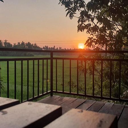 Village Mango Resort Yala Tissamaharama Bagian luar foto