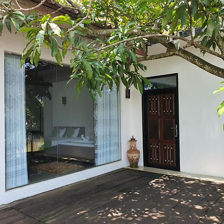 Village Mango Resort Yala Tissamaharama Bagian luar foto