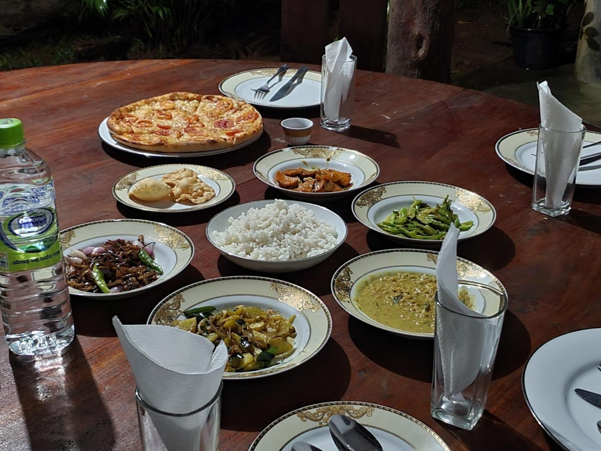 Village Mango Resort Yala Tissamaharama Bagian luar foto
